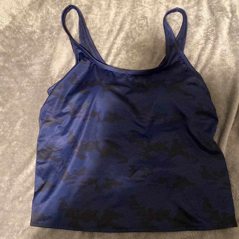 NWT Plus Size camo swim top